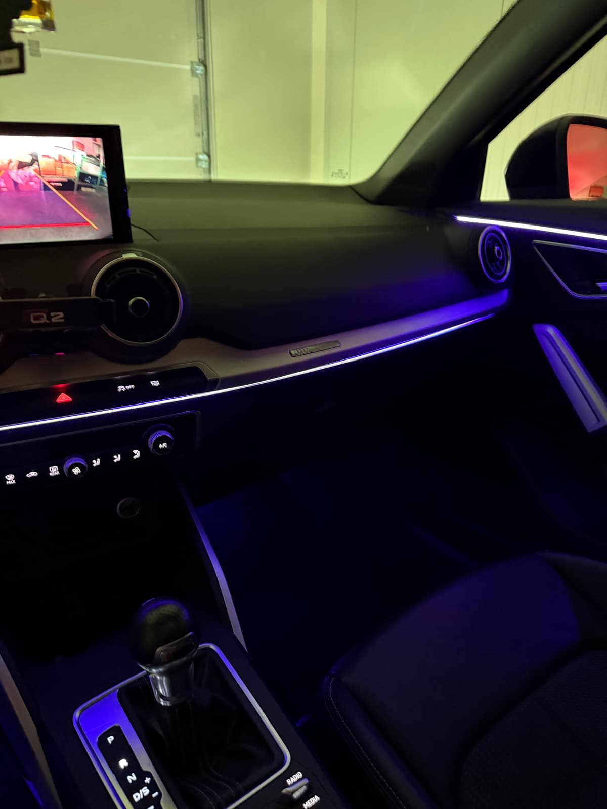 Audi Q2 ambient lighting