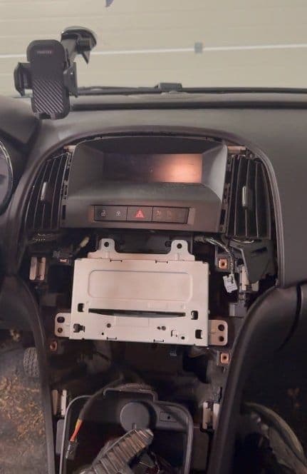 Installatie op aanvraag - Carro Automotive Gouda